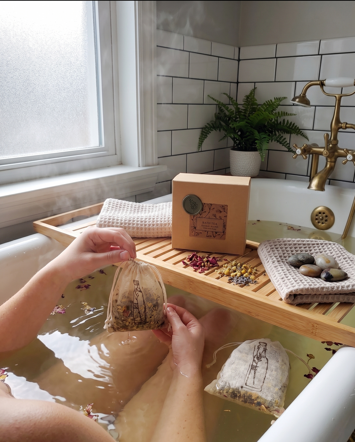 Premium Botanical Bath Tea Ritual Set – Rose, Chamomile & Lavender Blend
